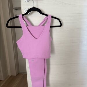 ALO YOGA AIRBRUSH REAL BRA TANK AND HIGH-WAIST AIRBRUSH LEGGING